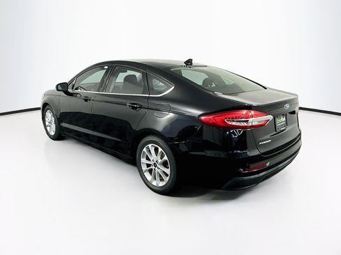 Used 2020 Ford Fusion SE FWD image 5