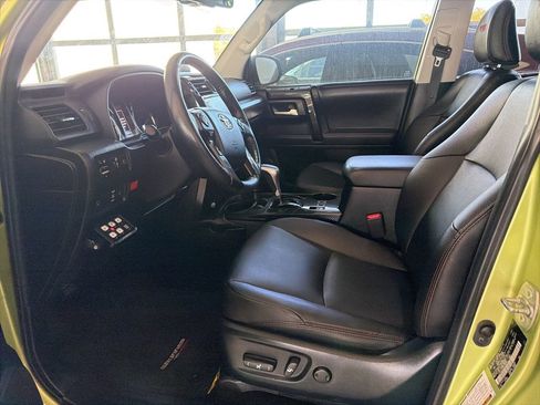 Used 2023 Toyota 4Runner TRD Off-Road Premium w/ Off Road Premium Plus Package image 8