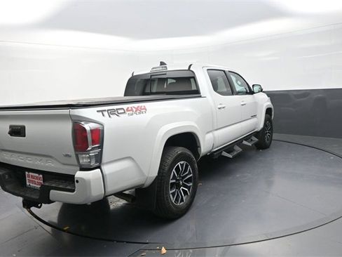 Used 2023 Toyota Tacoma TRD Sport image 7