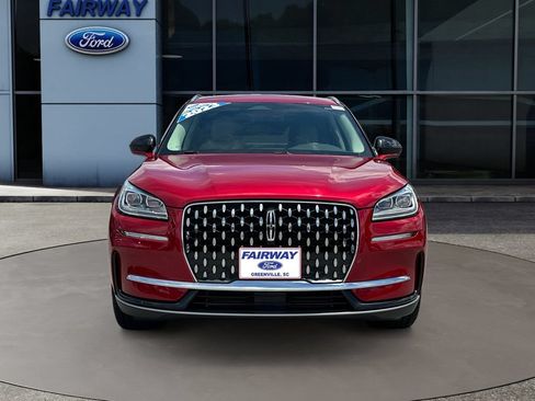 Used 2023 Lincoln Corsair Reserve FWD image 2