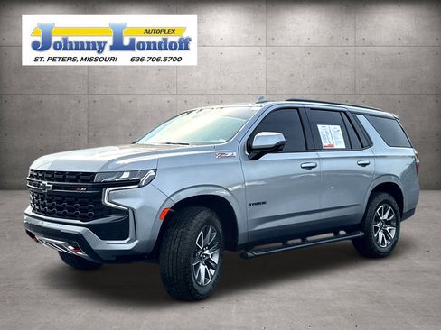 Used 2024 Chevrolet Tahoe Z71 w/ Luxury Package AWD/4WD image 4