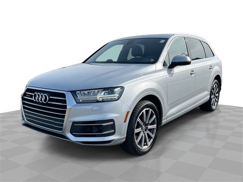 Used 2018 Audi Q7 3.0T Prestige image 1