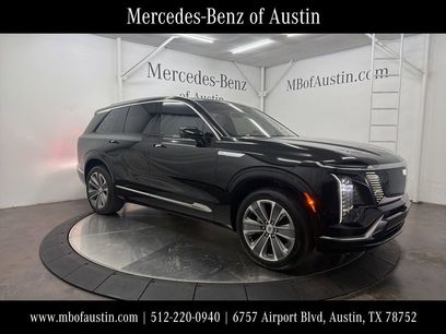 Used 2026 Cadillac Vistiq Luxury w/ LPO, Floor Liner Package