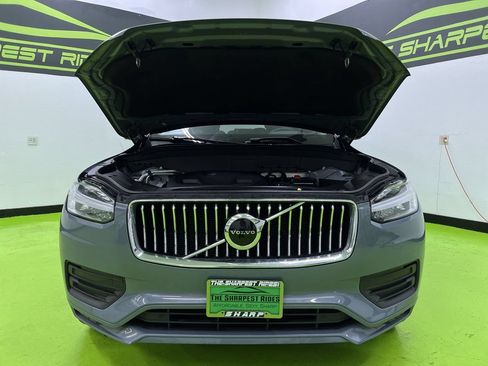Used 2020 Volvo XC90 T6 Momentum w/ Protection Package Premier AWD/4WD image 4