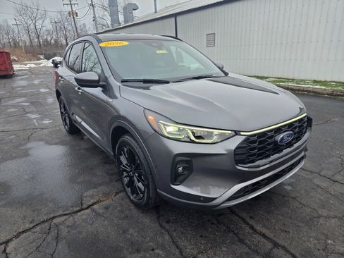 New 2026 Ford Escape ST-Line Elite w/ Premium Technology Package AWD/4WD image 8