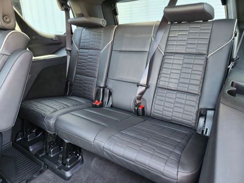 Certified 2026 Cadillac Escalade Platinum Sport w/ LPO, Floor Liner Package AWD/4WD image 16