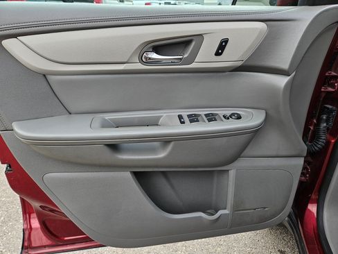 Used 2015 Chevrolet Traverse LT AWD/4WD image 12
