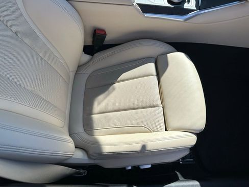 Used 2022 BMW 330e w/ Driving Assistance Package image 17