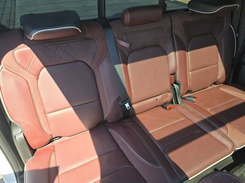 Used 2025 RAM 1500 Limited AWD/4WD image 44