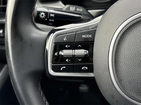 Used 2023 Kia Sorento S w/ Panoramic Sunroof Package image 25