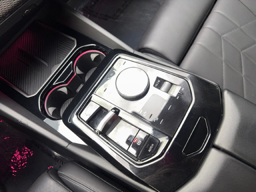 Used 2024 BMW i5 eDrive40i w/ M Sport Package RWD image 71