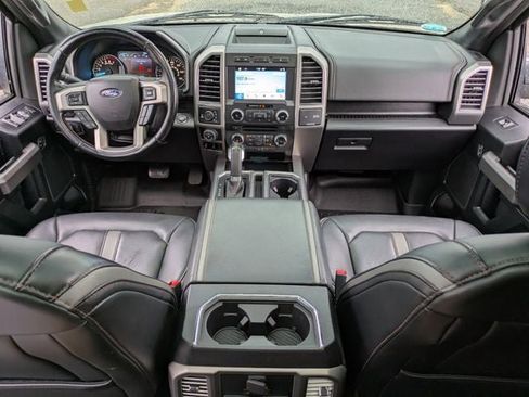 Used 2018 Ford F150 Platinum w/ Equipment Group 701A Luxury AWD/4WD image 15