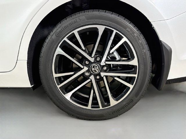 Used 2026 Toyota Camry XLE w/ Premium Plus Package AWD/4WD image 30