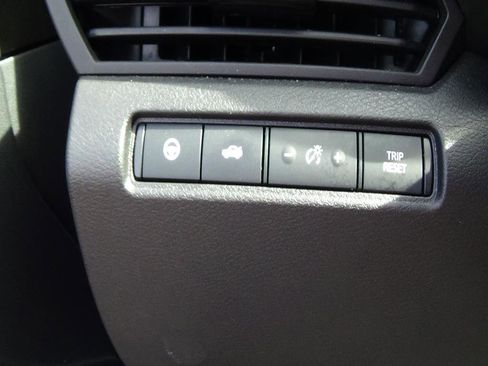 Used 2024 Nissan Altima 2.5 SV image 17