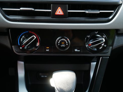 Certified 2024 Kia Seltos LX AWD/4WD image 23