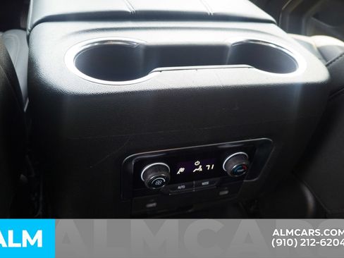 Used 2024 Chevrolet Tahoe LT RWD image 21