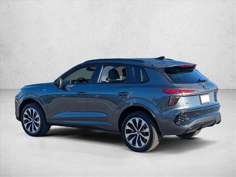 New 2026 Audi Q3 quattro 2.0T AWD/4WD image 7