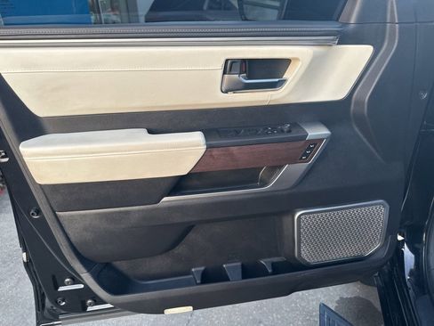 Used 2023 Toyota Sequoia Capstone image 17