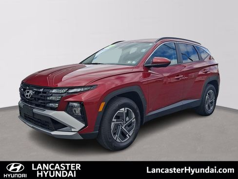 Certified 2025 Hyundai Tucson Blue AWD/4WD image 1