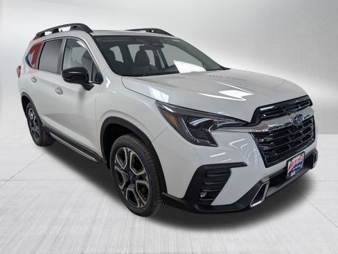 New 2025 Subaru Ascent Touring w/ Popular Package #2 image 8