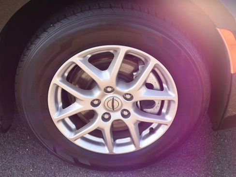 Used 2024 Chrysler Pacifica Touring-L FWD image 44
