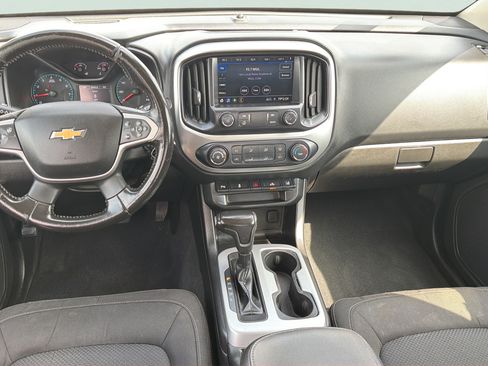 Used 2021 Chevrolet Colorado LT w/ Safety Package RWD image 10