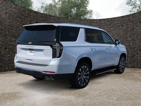New 2026 Chevrolet Tahoe High Country w/ Sun And Tow Package AWD/4WD image 7