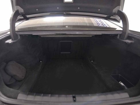 Certified 2023 BMW 760i xDrive w/ Luxury Rear Seating Package AWD/4WD image 12