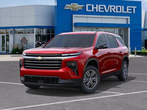 New 2026 Chevrolet Traverse LT image 6