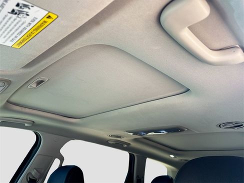 Used 2023 Kia Telluride SX image 23