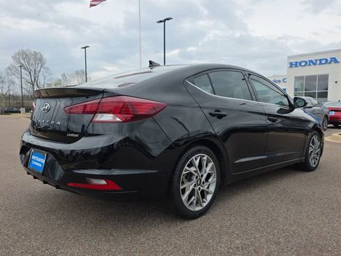 Used 2020 Hyundai Elantra Limited w/ Cargo Package (C1) image 3