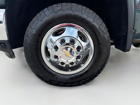 Used 2025 Chevrolet Silverado 3500 LT w/ Texas Edition AWD/4WD image 32