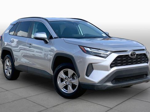 Used 2023 Toyota RAV4 XLE FWD image 5
