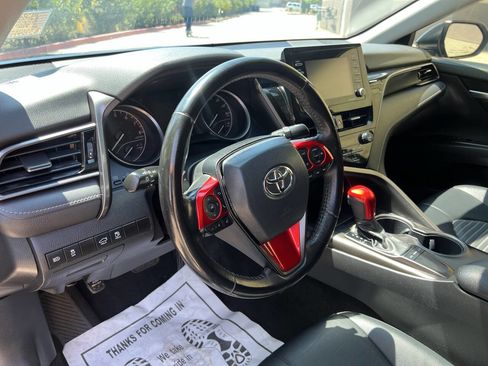Used 2022 Toyota Camry SE image 24