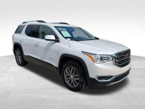 Used 2017 GMC Acadia SLT AWD/4WD image 3