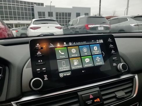 Used 2019 Honda Accord EX image 19