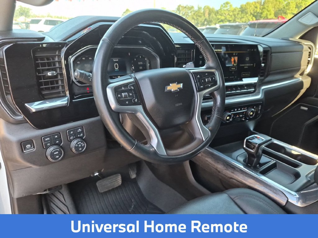 Used 2025 Chevrolet Silverado 1500 LTZ AWD/4WD image 36