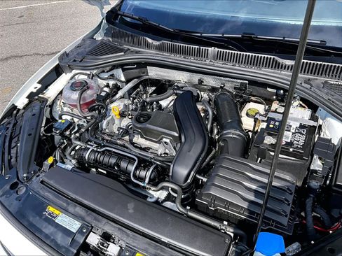 Used 2025 Volkswagen Jetta Sport image 34