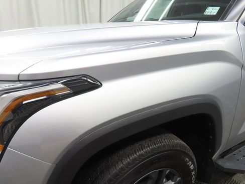 Used 2025 Toyota Tundra SR5 w/ SR5 Convenience Package AWD/4WD image 41