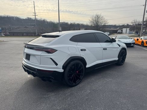 Used 2019 Lamborghini Urus image 4