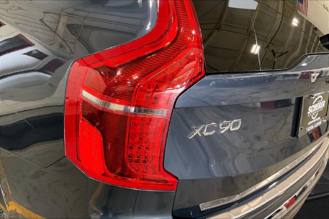 Certified 2025 Volvo XC90 T8 Plus w/ Protection Package Premier AWD/4WD image 34