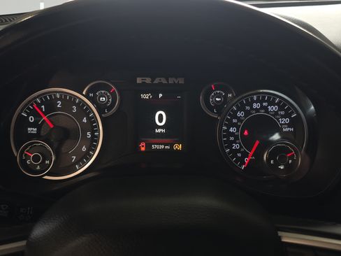 Used 2019 RAM 1500 Big Horn AWD/4WD image 16