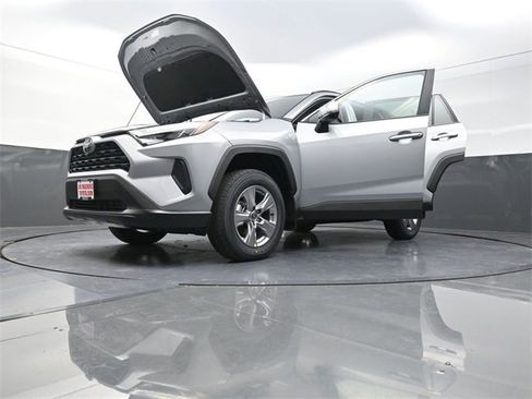 New 2025 Toyota RAV4 XLE image 37