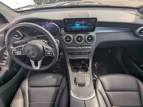 Certified 2022 Mercedes-Benz GLC 300 GLC 300 image 4