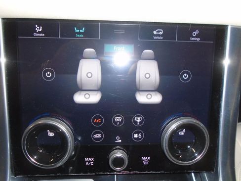 Used 2019 Land Rover Range Rover Sport HSE AWD/4WD image 43
