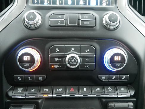 Used 2021 GMC Sierra 2500 Denali w/ Denali Ultimate Package image 21