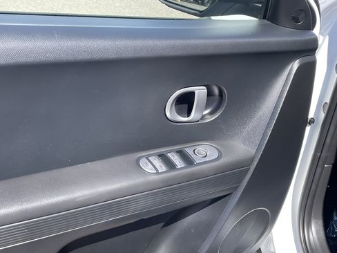 Certified 2024 Hyundai Ioniq 5 SEL RWD image 17