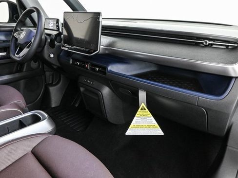 New 2025 Volkswagen ID. Buzz Pro S image 26