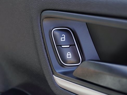 Used 2022 Ford Escape SE w/ Convenience Package AWD/4WD image 28