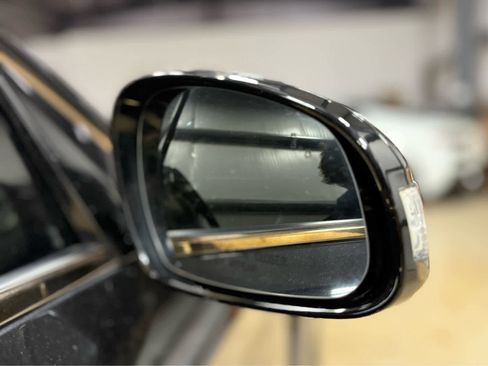 Used 2019 Genesis G70 3.3T Advanced w/ Sport Package image 9